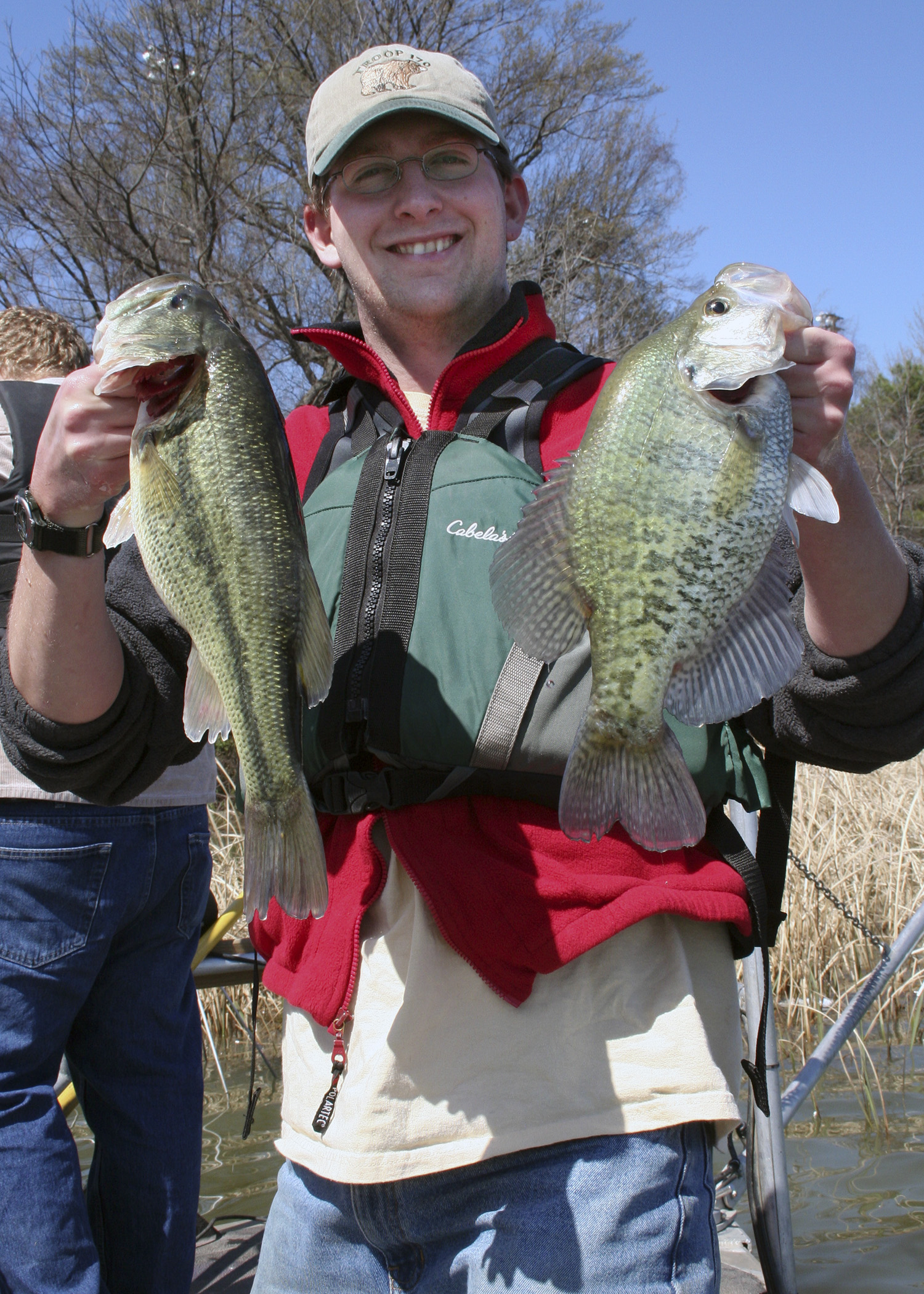 Kayak angler lands record crappie while bass fishing - Yahoo Sports