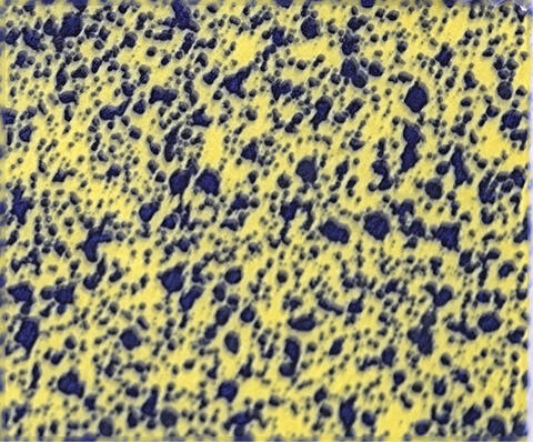 A black and yellow pattern of dots that shows the spray pattern of 40 psi.