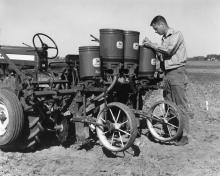 In 1964, agronomist Glover Triplett was conducting pioneering research in no-till farming at Ohio State University. (Submitted Photo)