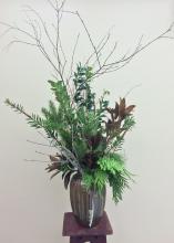 Participants can learn to create floral arrangements such as this design with native Mississippi foliage at one of four demonstrations offered by the Mississippi State University Extension Service statewide Feb. 15-18. (Photo by MSU Extension Service/Jim DelPrince)
