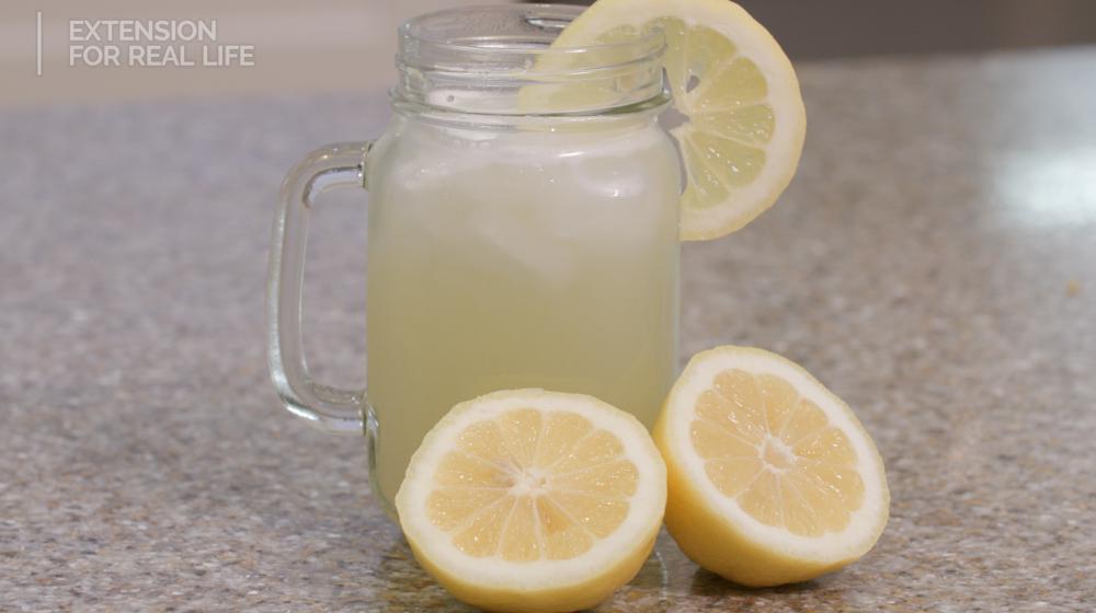 a glass of lemonade