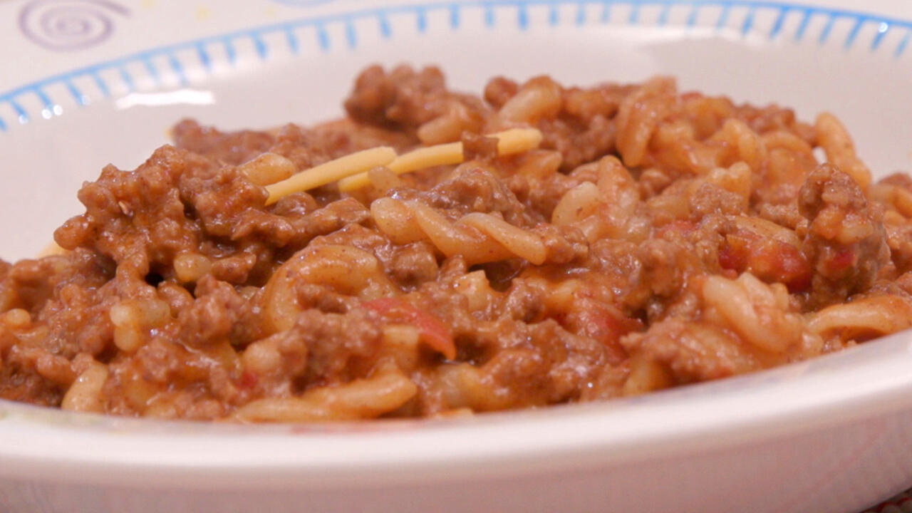 A close-up of a dish of Quick Taco-Mac.