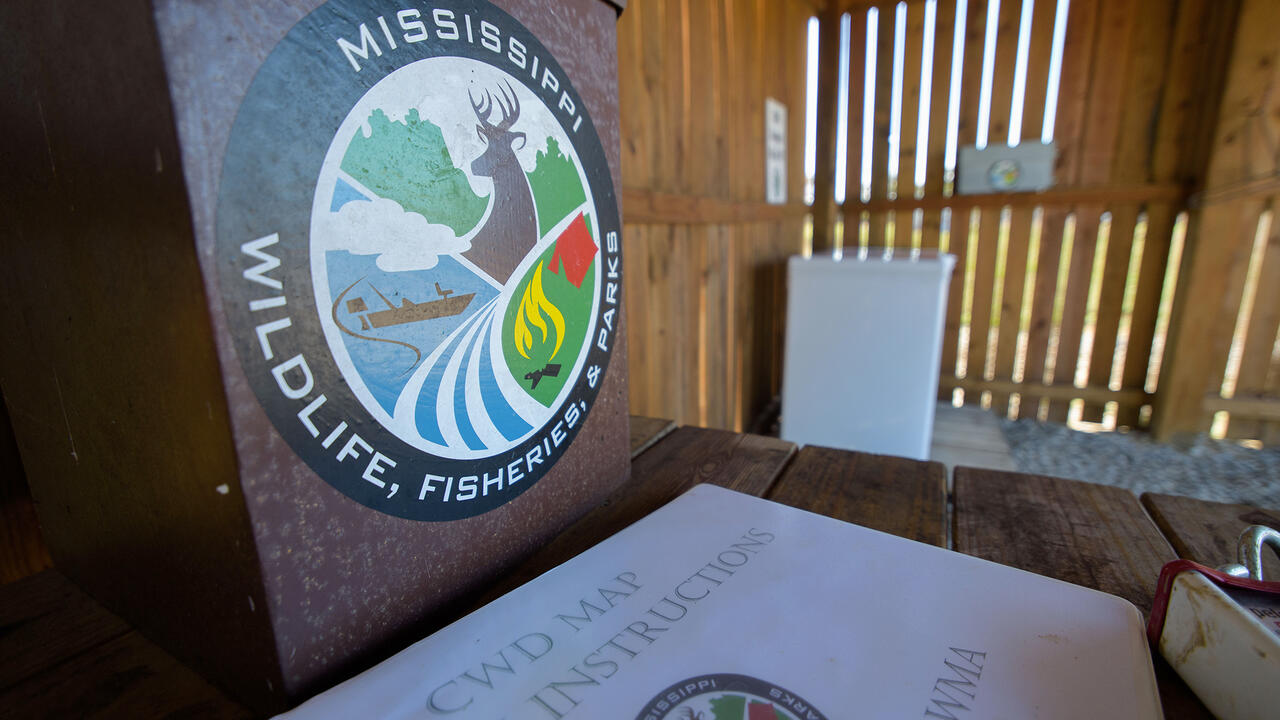 A form submission box with the Mississippi Department of Wildlife, Fisheries and Parks logo.